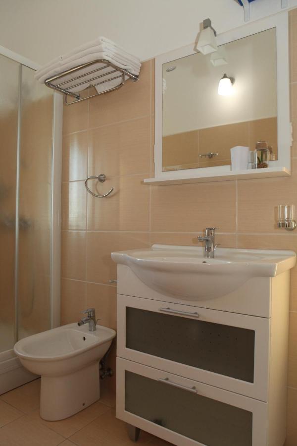 Apartments Sea View Kožino Esterno foto